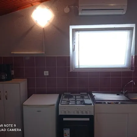 Studio Apartman Premantura Apartment *